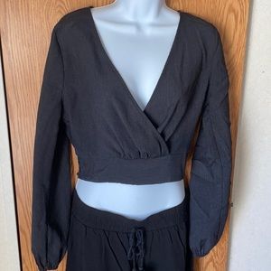 NWOT Sadie and Sage Crop top